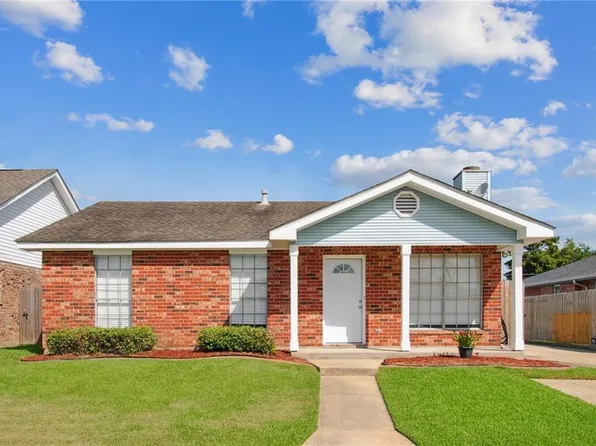 241 River Village Dr, Destrehan, LA 70047