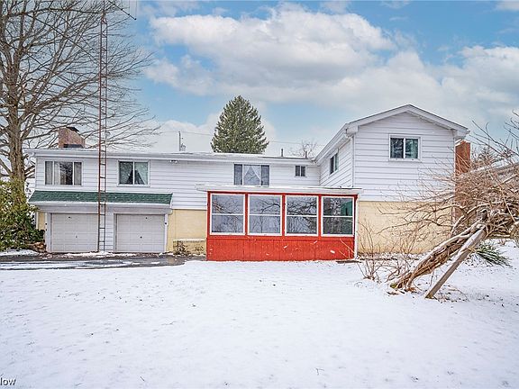 4th image of 1108 Howell Ave