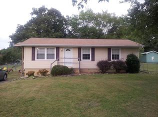 125 Meadow View Ln, Powell, TN 37849