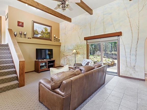 3rd image of 176 Blaine Ridge Rd