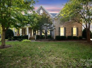 6326 Riverside Oaks Dr, Huntersville, NC 28078