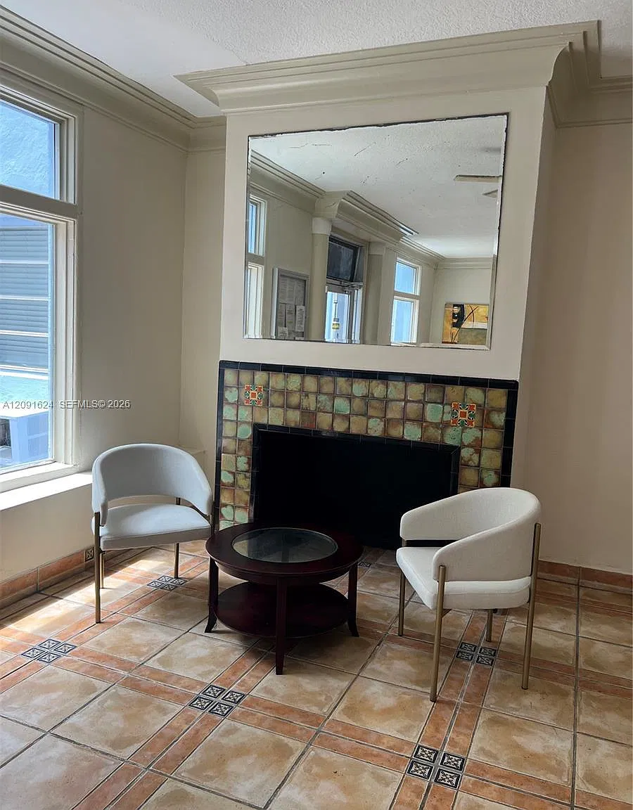 Carmel Villas Condo — Photo 4