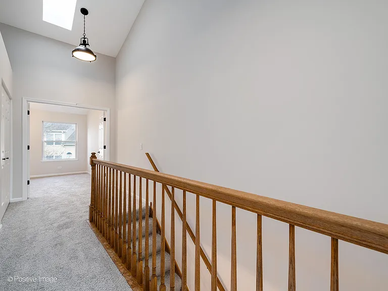 1056 Woodhill Ct — Photo 13