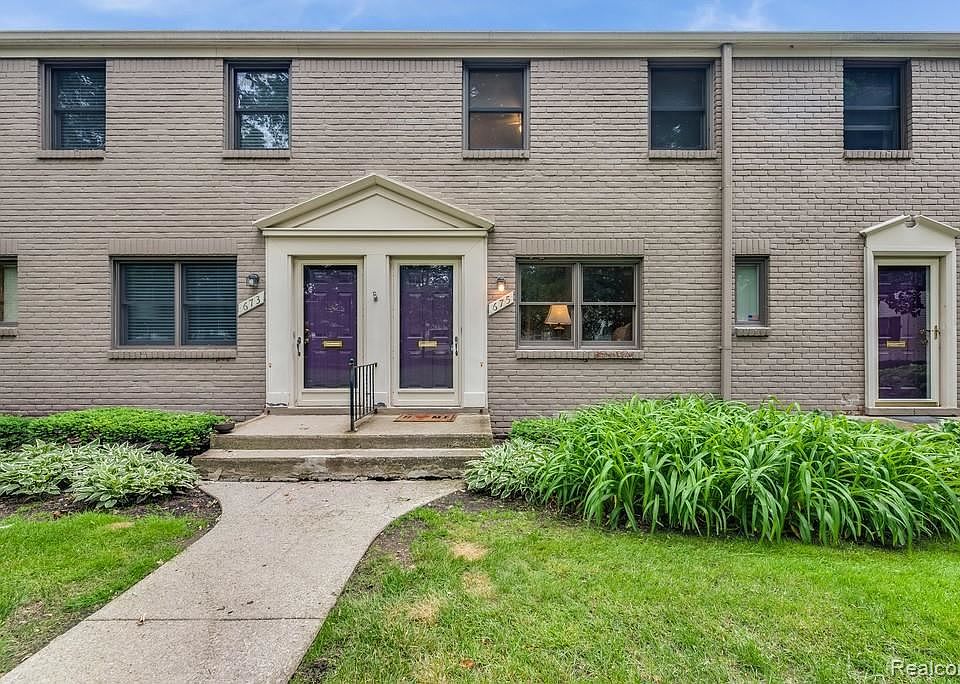 1st image of 675 N Eton St #1