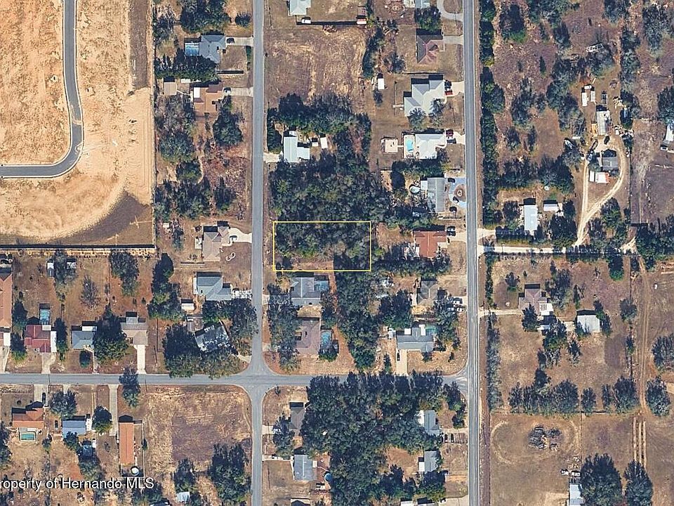 1st image of 8392 Pinewood Ave