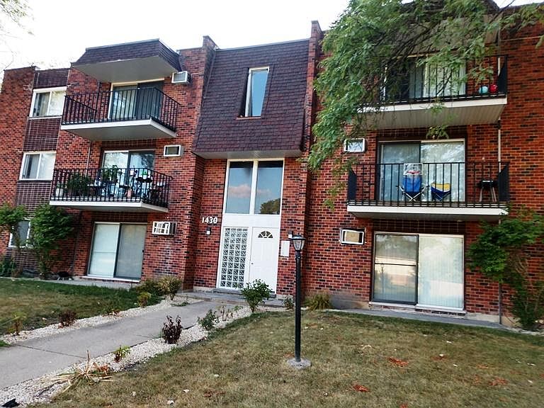 1st image of 1430 Donovan Dr #303