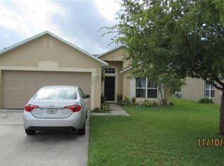 2133 Blackstone Landing Dr, Kissimmee, FL 34758