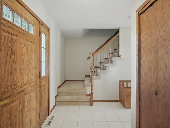 5th image of 1107 McKimber Dr