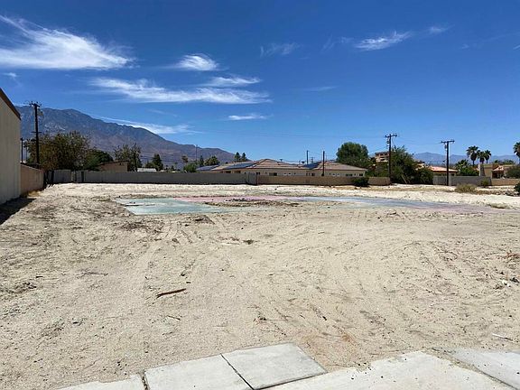 2nd image of 32201 Date Palm Dr