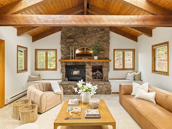124 Deer Trail Cir, Boulder, CO 80302
