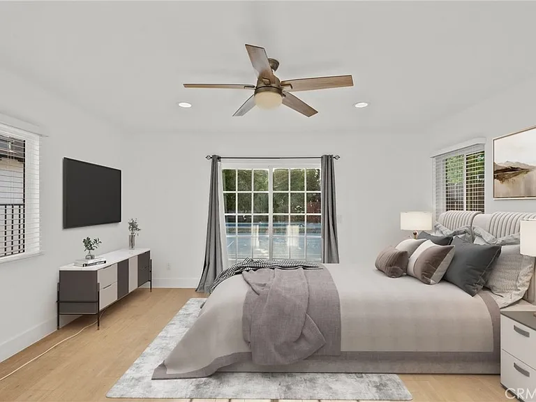 5937 Ranchito Ave — Photo 15