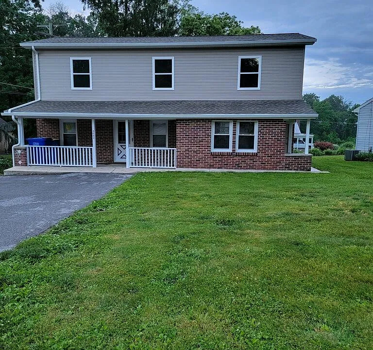 8684 Orchard Rd