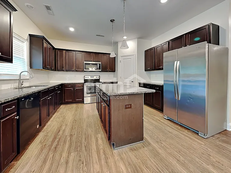 3902 Riceland Pl — Photo 3