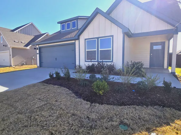 729 Lantana Ln, Pilot Pt, TX 76258