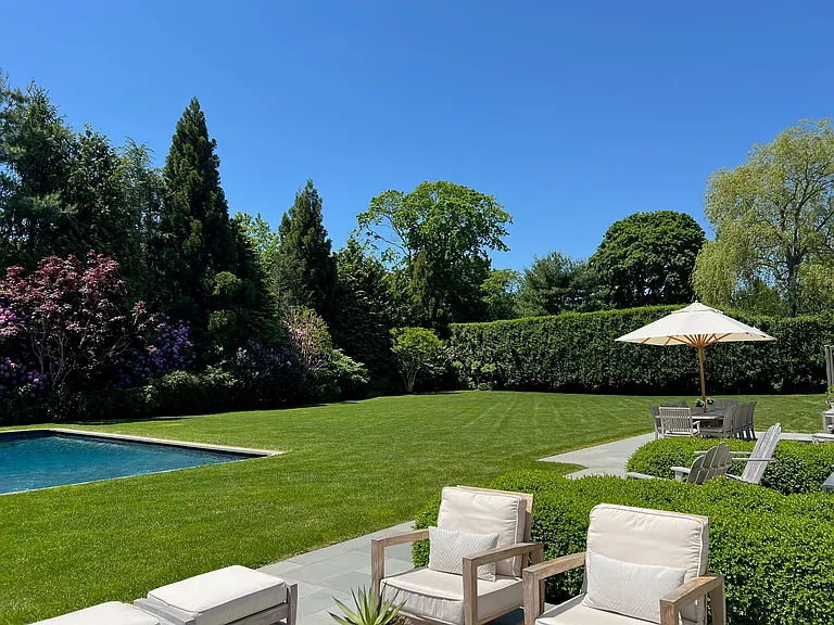 15 Ludlow Grn — Photo 31