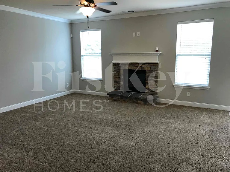 2022 Poplar Falls Ave — Photo 7