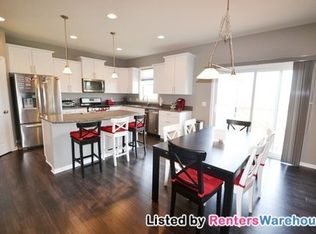 8384 Arrowwood Ln N, Maple Grove, MN 55369