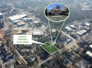 1015 Canton St, Roswell, GA