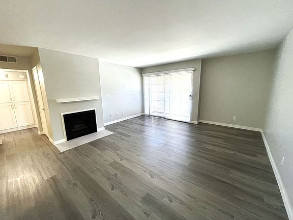 2nd image of 3445 Mentone Ave APT 102
