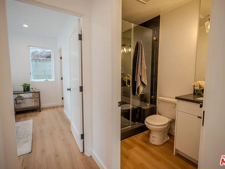 1139 N Lima St — Photo 14