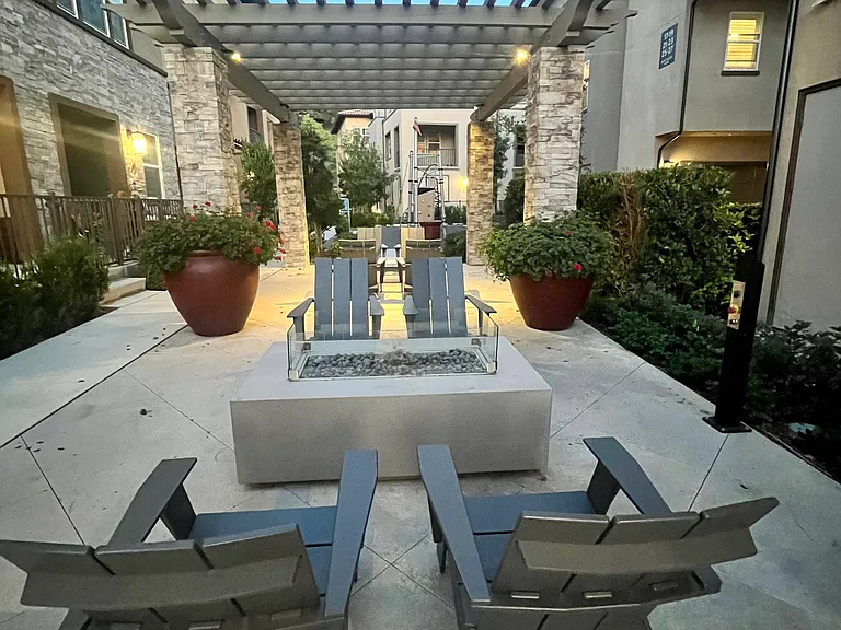 50 Sanctuary Ln — Photo 32
