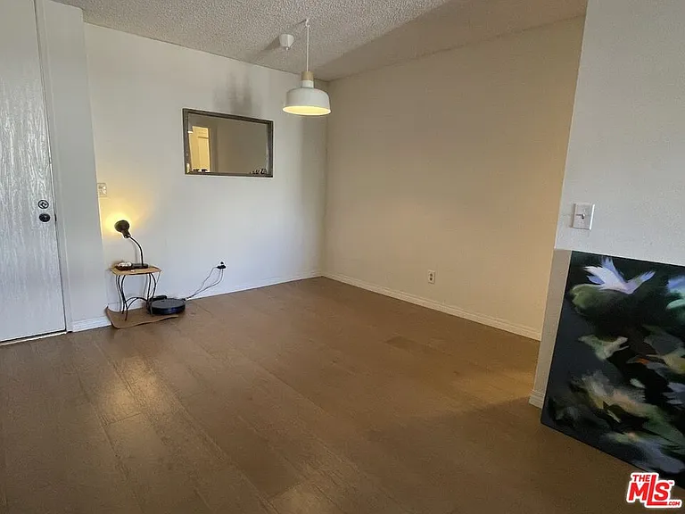 8314 Raintree Cir — Photo 17
