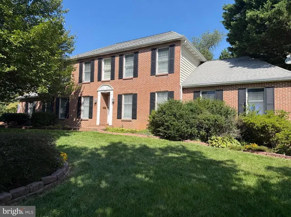 1672 Thrasher Dr, Finksburg, MD 21048
