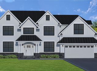 10 London Rd, Syosset, NY 11791