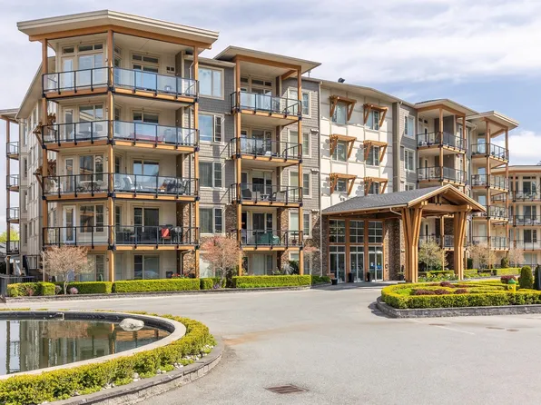 45750 Keith Wilson Rd #203, Chilliwack, BC V2R 0X3