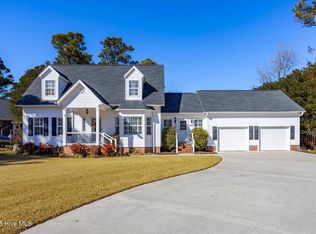 6506 Walden Pond Ln, Southport, NC 28461