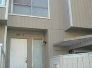 2911 S Fairview St UNIT E, Santa Ana, CA 92704