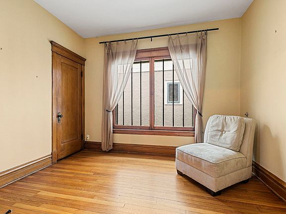 4th image of 316 N Taylor Ave