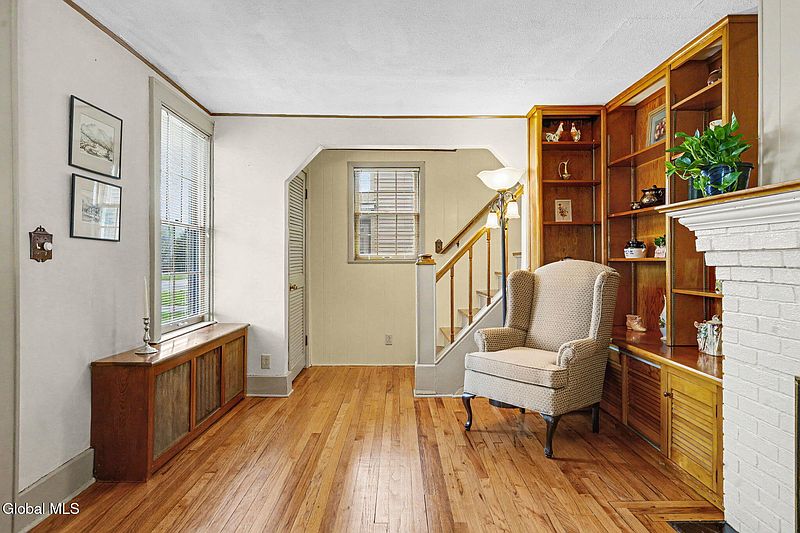 5th image of 14 Kelton Court