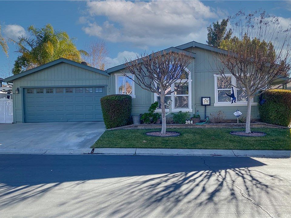 1st image of 10961 Desert Lawn Dr Space 354