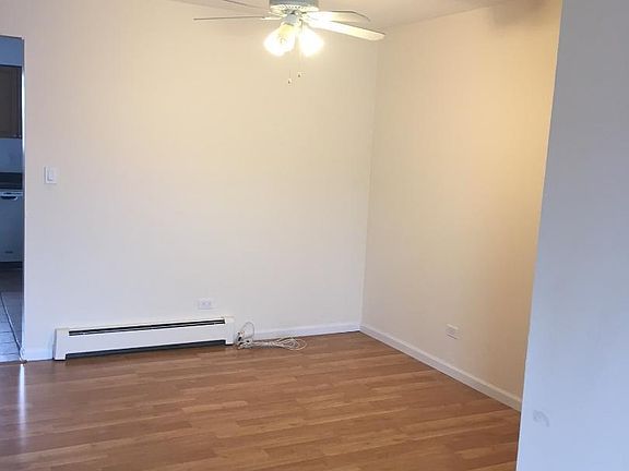 3rd image of 3658 Salem Walk APT A2