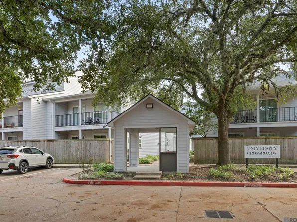 3330 Willard St APT 204, Baton Rouge, LA 70802