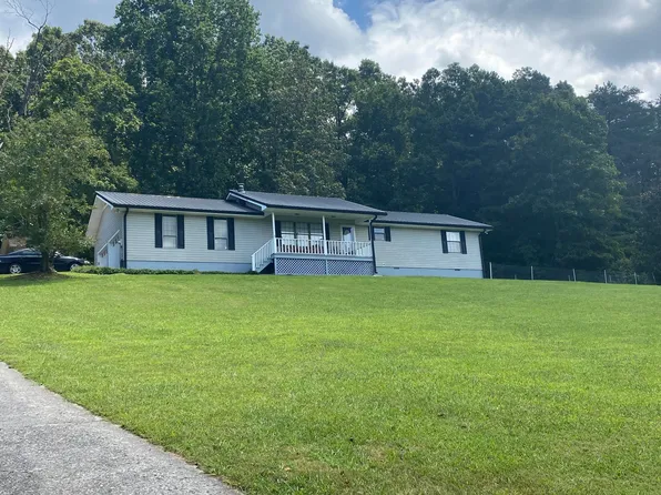 426 Bonifacious Rd, Tunnel Hill, GA 30755