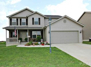 1732 Retriever Ln, Washington, IL 61571