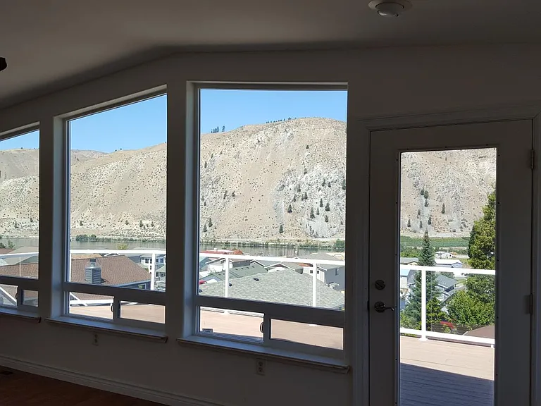View outside from HUGE upper bonus room (I sat 30 people for dinner in this room)