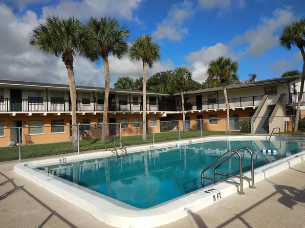 1715 Dixon Blvd APT 101, Cocoa, FL 32922