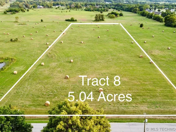 8598 E 480th Rd, Claremore, OK 74019