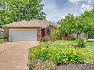6800 Rosewood Ln, Newburgh, IN