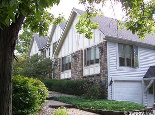 4 Cardinal Forest Ln, Spencerport, NY 14559