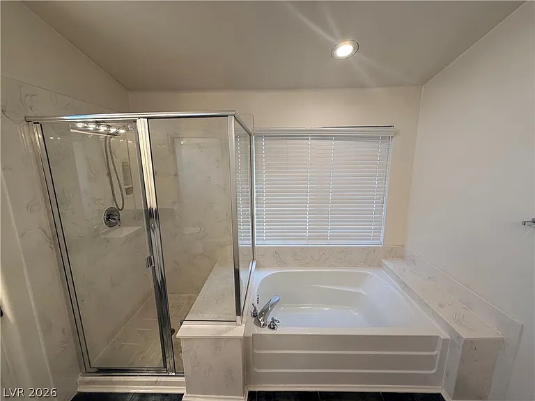 925 Lexington Cross Dr — Photo 58