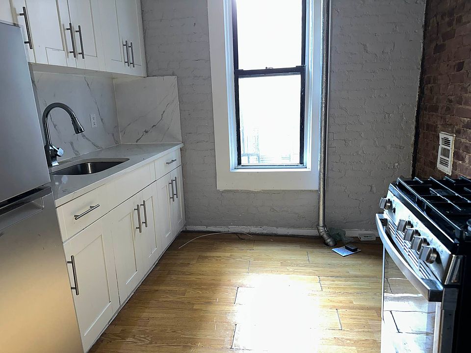 1st image of 126 E 103rd St APT 11