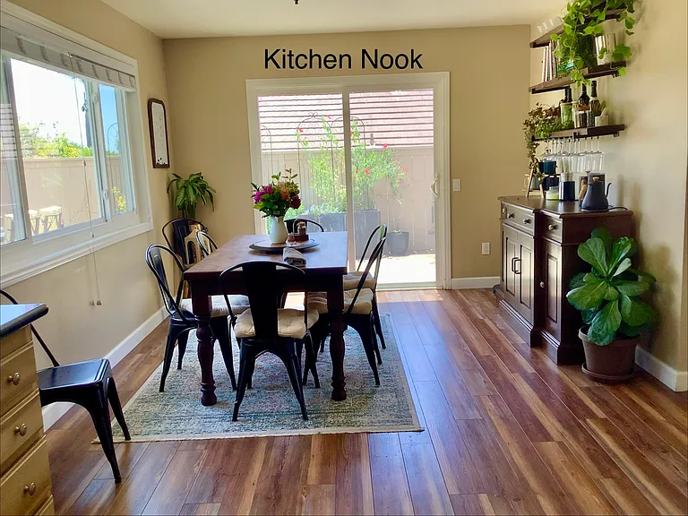 1940 Rosewood St — Photo 14