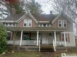 5 Prospect Ave, Springville, NY 14141