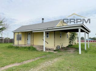 28 E Avenue D, South Hutchinson, KS 67505