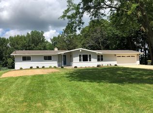 3226 Sunset Graze Dr, Richfield, WI 53076