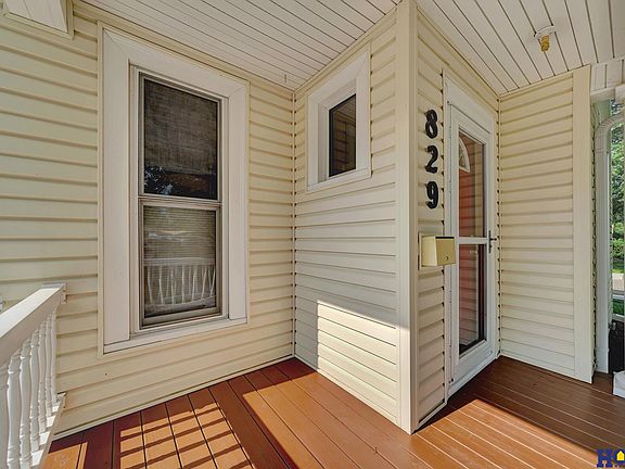 5th image of 829 W Washington St